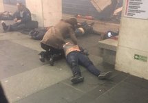 После взрыва в петербургском метро. Источник: @sranysovok После взрыва в петербургском метро. Источник: @sranysovok