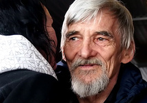 Юрий Дмитриев после первого приговора. Фото Андрея Литвина Юрий Дмитриев после первого приговора. Фото Андрея Литвина