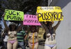 Акция в Сан-Паулу в поддержку Pussy Riot. Фото: ma-zaika.ru Акция в Сан-Паулу в поддержку Pussy Riot. Фото: ma-zaika.ru